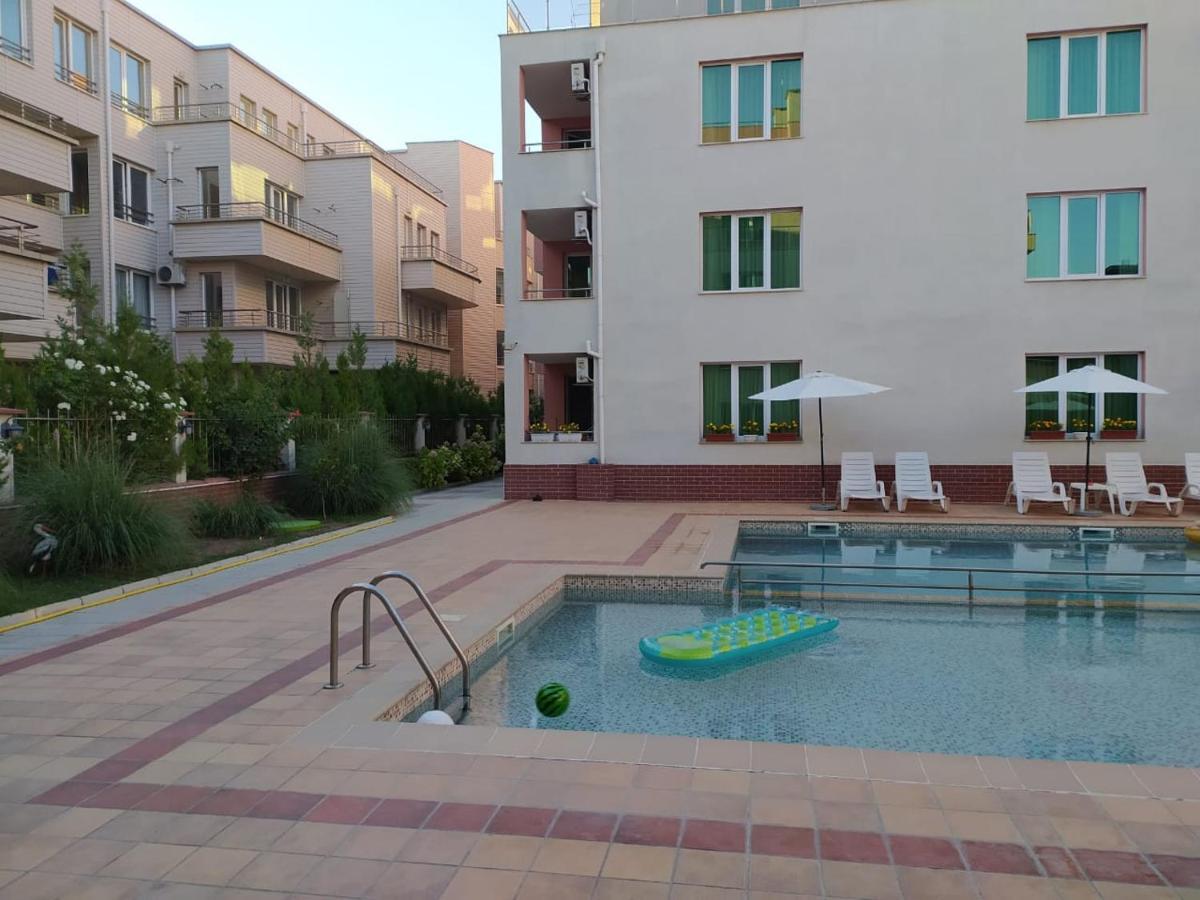 Apartment In Complex Tara 拉夫达 外观 照片