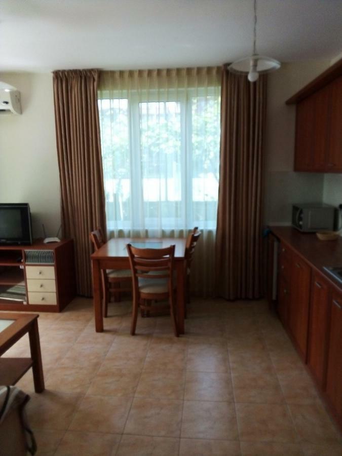 Apartment In Complex Tara 拉夫达 外观 照片